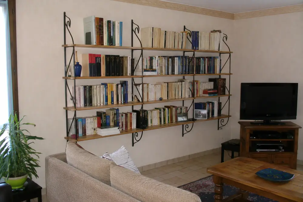 Bibliothèque murale à fixer